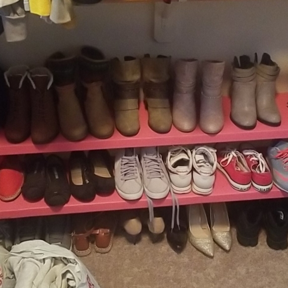 Shoes - Picture 2 of 4